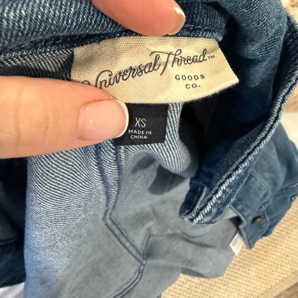 Universal Thread Denim Jacket – Size XS - Picture 3 of 3